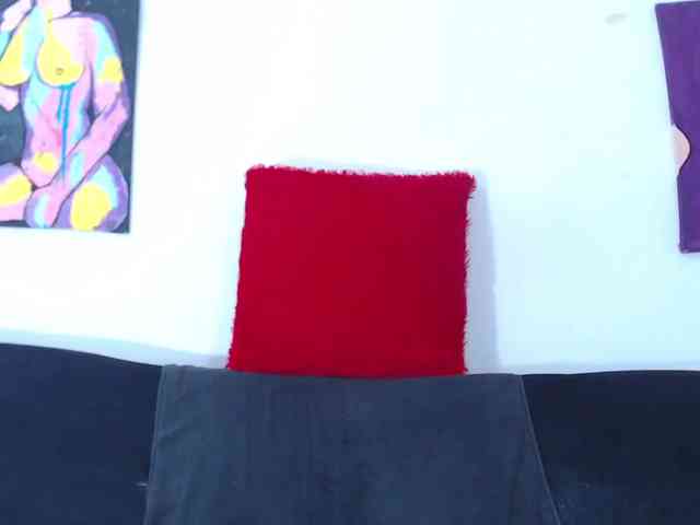 tiffany-gomez9 webcam