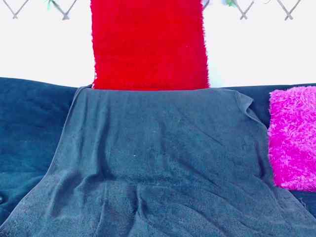 tiffany-gomez9 webcam