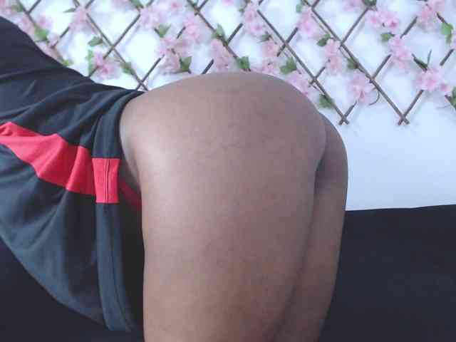 tiffany-gomez9 webcam