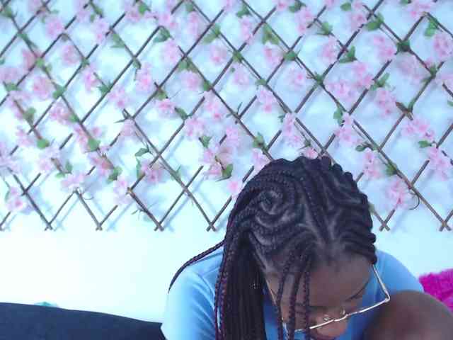 tiffany-gomez9 webcam