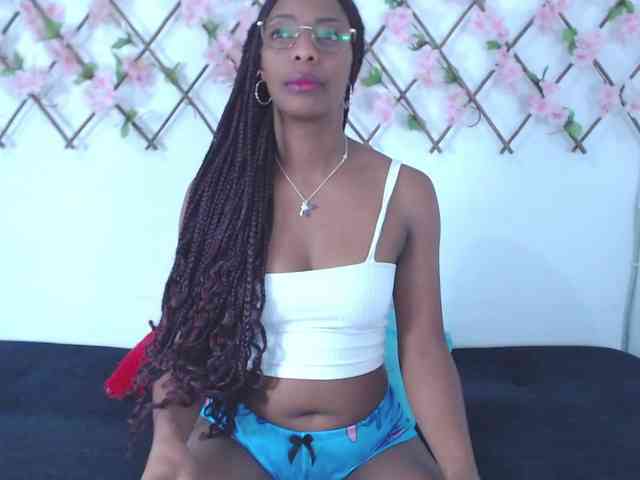 tiffany-gomez9 webcam