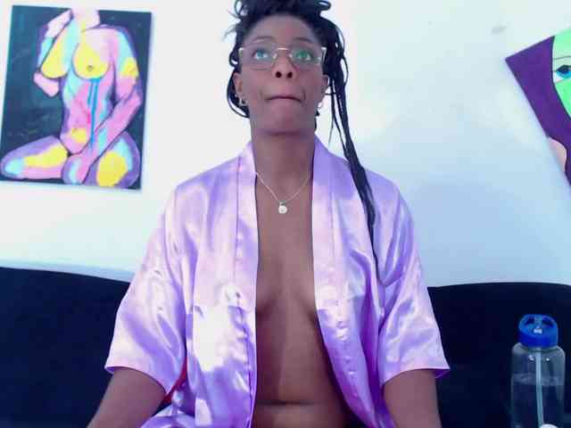tiffany-gomez9 webcam