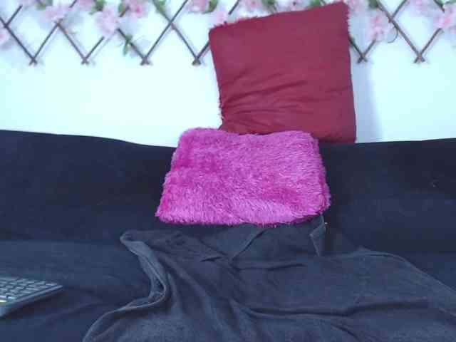 tiffany-gomez9 webcam