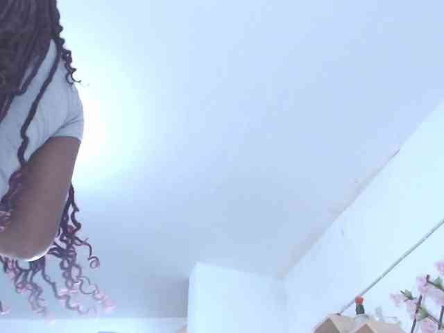 tiffany-gomez9 webcam