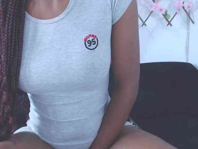 tiffany-gomez9 webcam