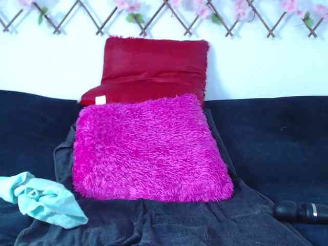 tiffany-gomez9 webcam