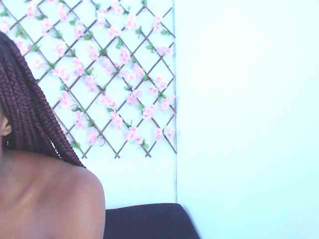 tiffany-gomez9 webcam