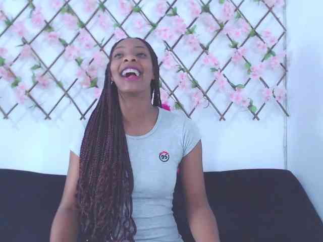 tiffany-gomez9 webcam