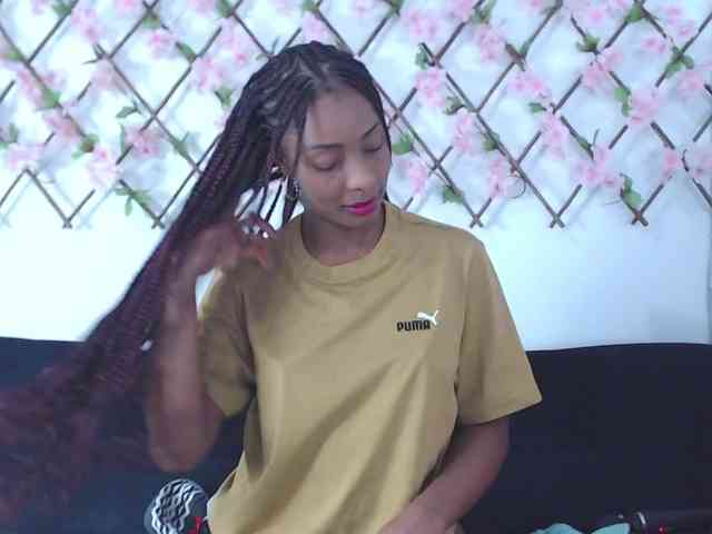 tiffany-gomez9 webcam