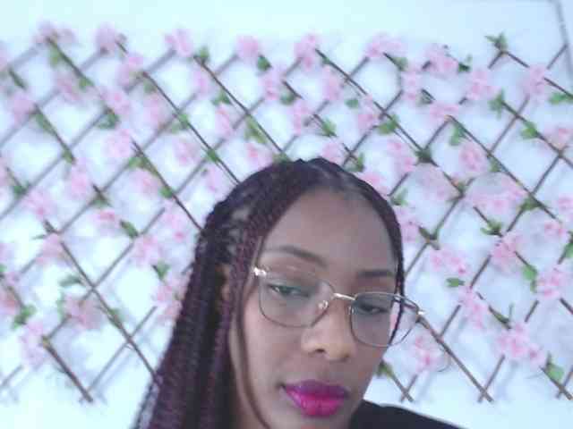 tiffany-gomez9 webcam