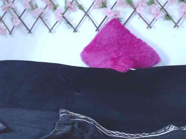 tiffany-gomez9 webcam