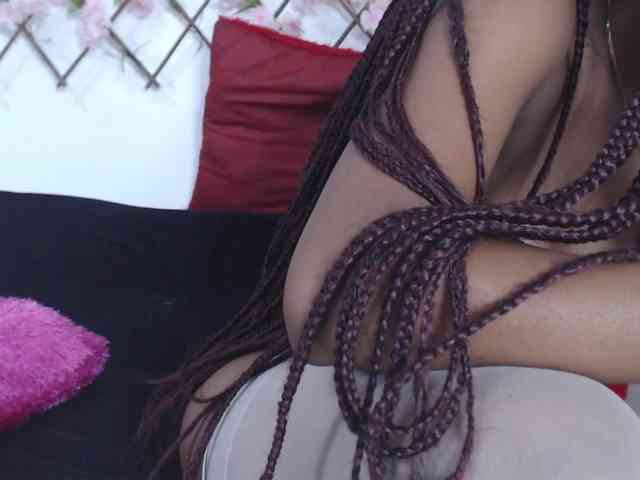 tiffany-gomez9 webcam