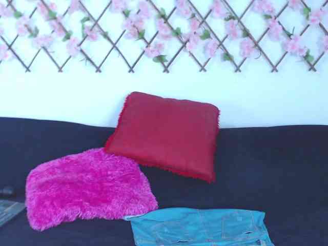 tiffany-gomez9 webcam