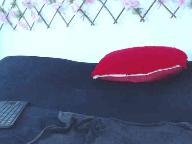 tiffany-gomez9 webcam