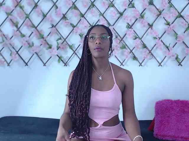 tiffany-gomez9 webcam