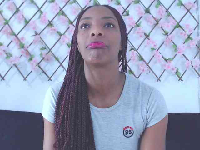 tiffany-gomez9 webcam