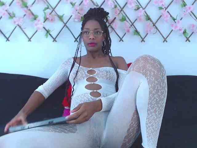 tiffany-gomez9 webcam