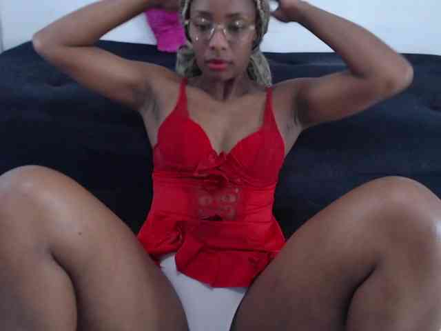 tiffany-gomez9 webcam