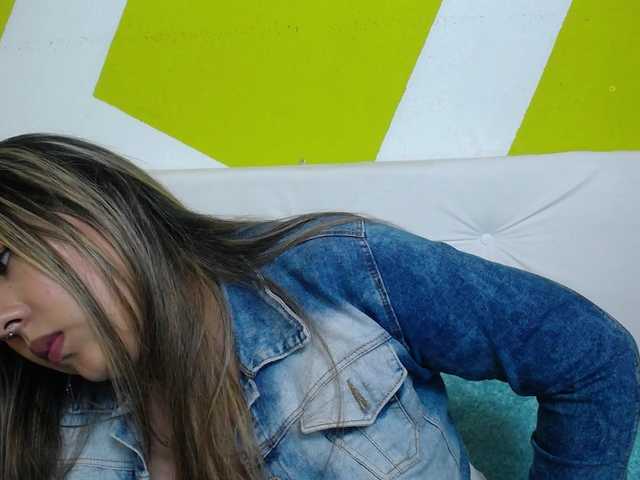LinaBrowm webcam bongacams model stream image
