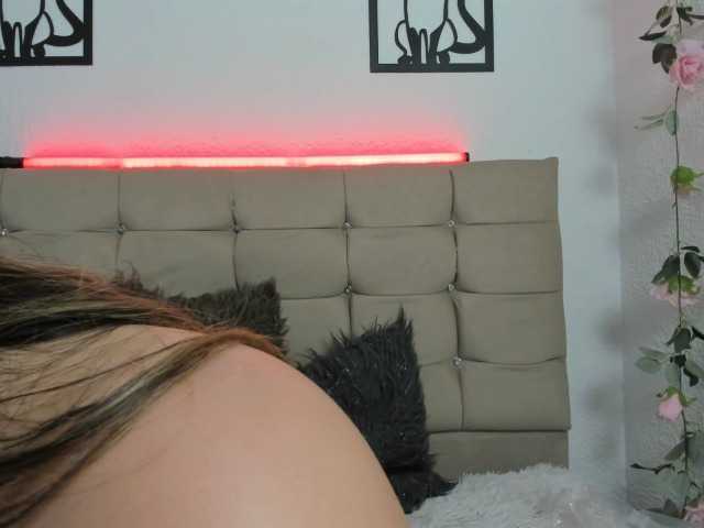 LinaBrowm's BongaCams show and profile