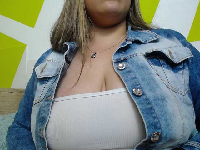 LinaBrowm webcam bongacams model stream image