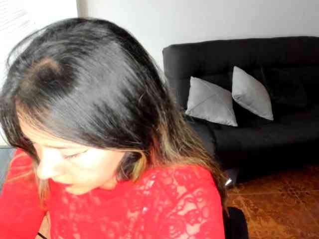 LinaBrowm Live Webcam on BongaCams