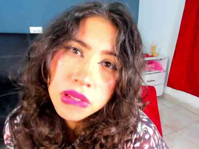 Bong-cams9392 webcam