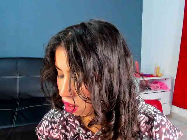 Bong-cams9392 webcam