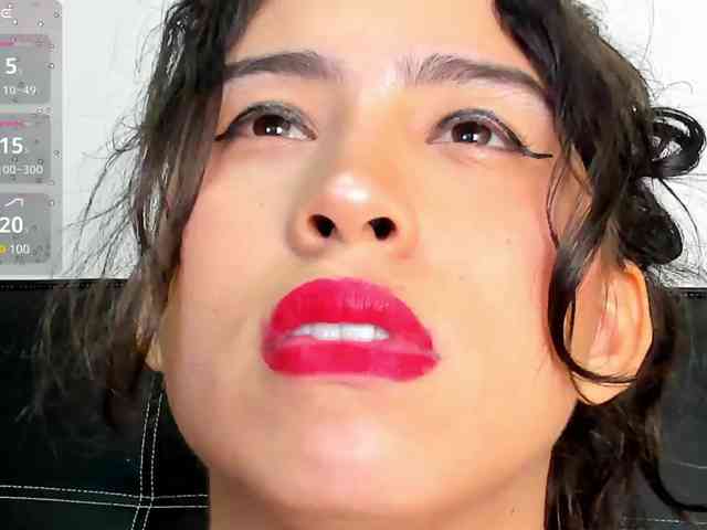 Bong-cams9392 webcam