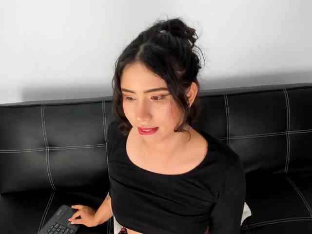 Bong-cams9392 webcam