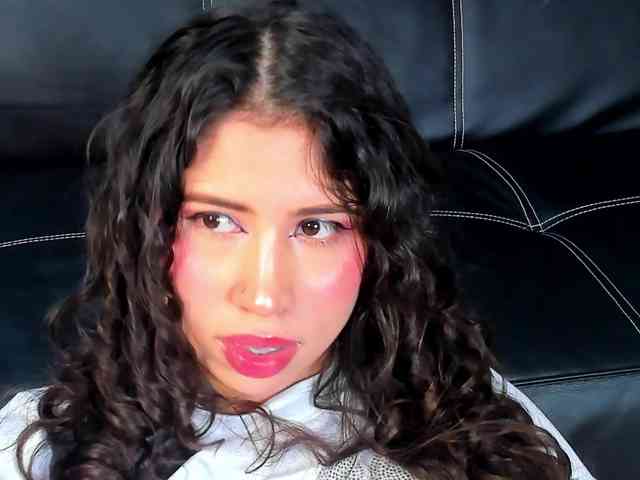 Bong-cams9392 webcam