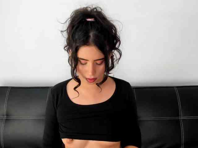 Bong-cams9392 webcam