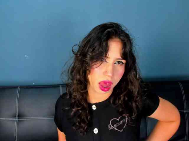 Bong-cams9392 webcam