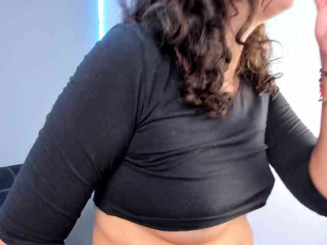 Bong-cams9392 webcam