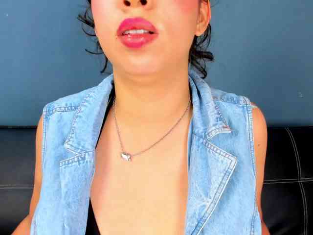 Bong-cams9392 webcam