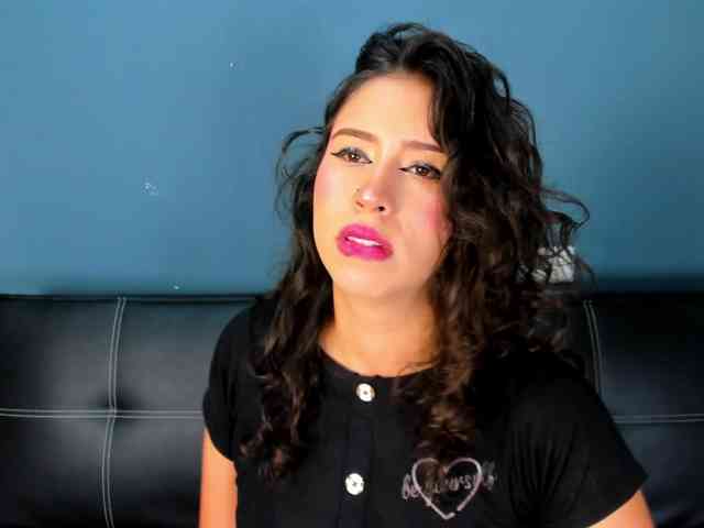 Bong-cams9392 webcam