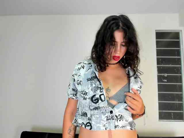Bong-cams9392 webcam