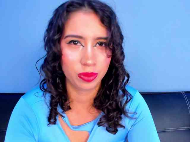 Bong-cams9392 webcam