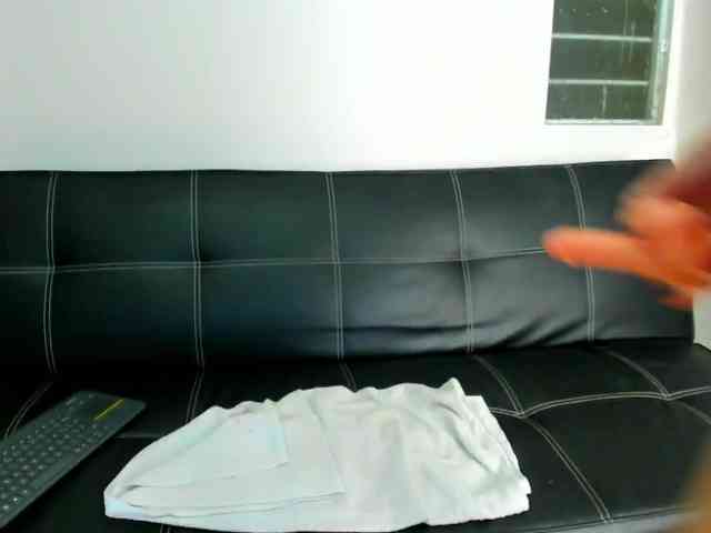 Bong-cams9392 webcam