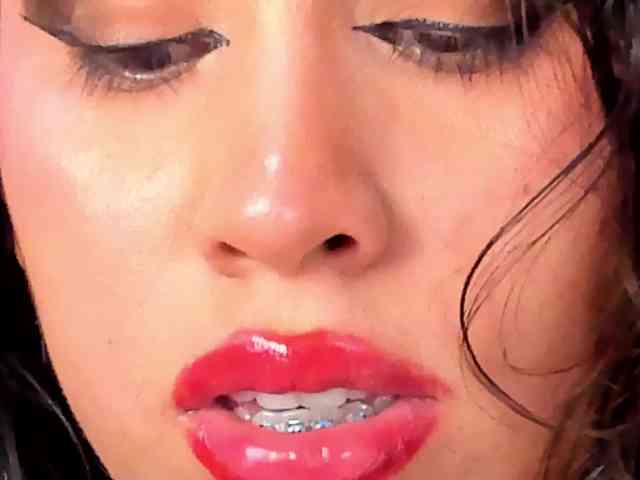 Bong-cams9392 webcam