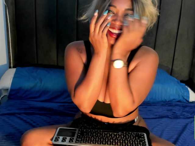 kylieboobs24's BongaCams show and profile