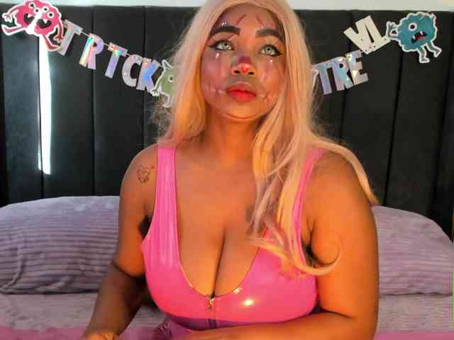 kylieboobs24 webcam