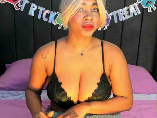 kylieboobs24 webcam