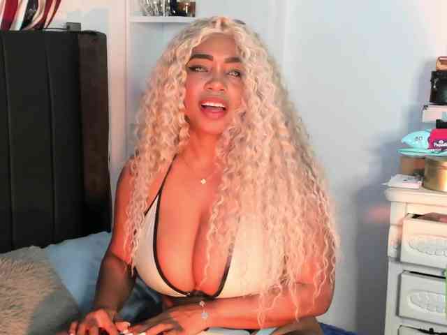 kylieboobs24 kylieboobs24