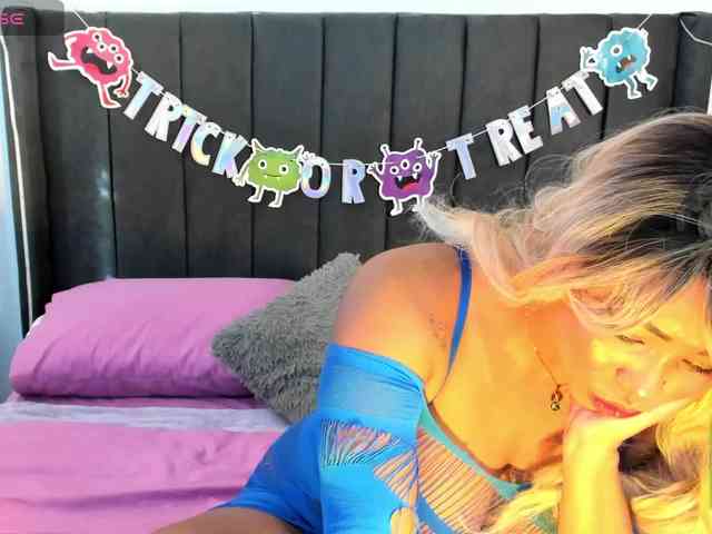 kylieboobs24 webcam