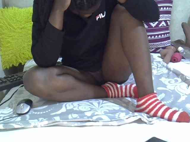 Jasmine33 webcam