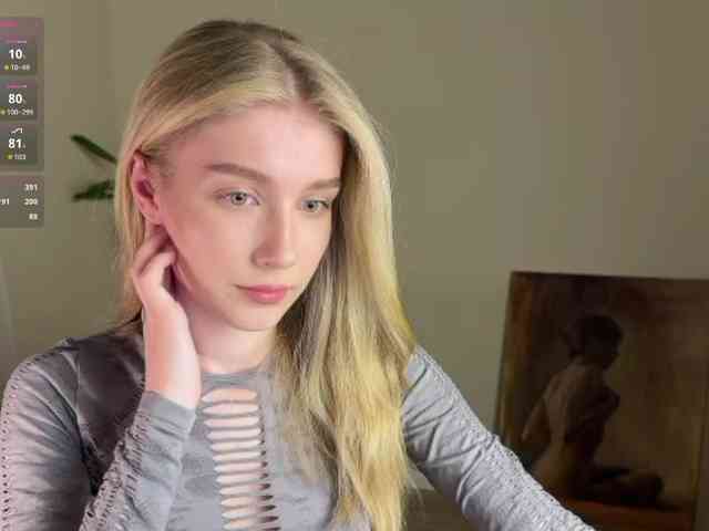 Cinnamon_Miss webcam