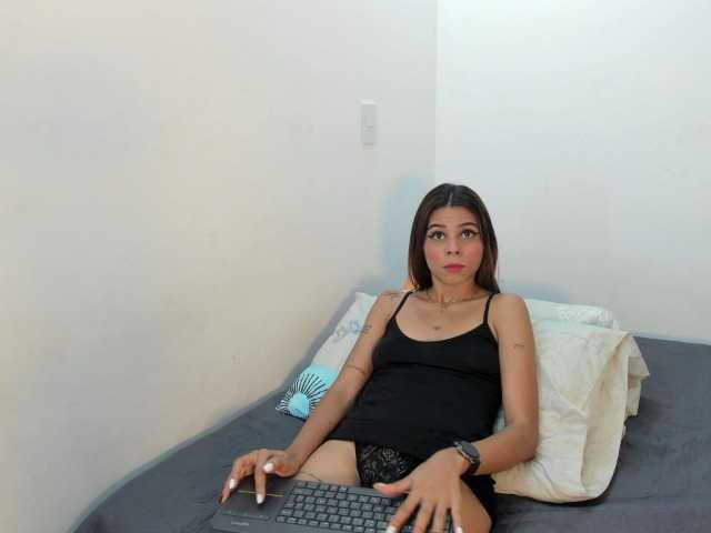 CristinaPiccone webcam bongacams model stream image