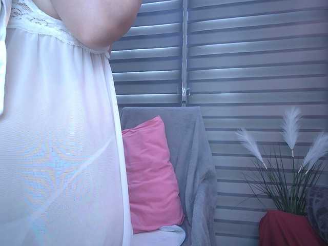 KazumiChan's BongaCams show and profile