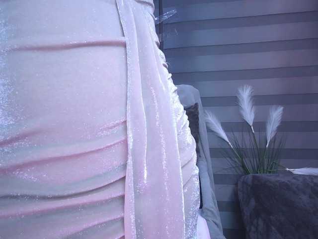 KazumiChan's BongaCams show and profile